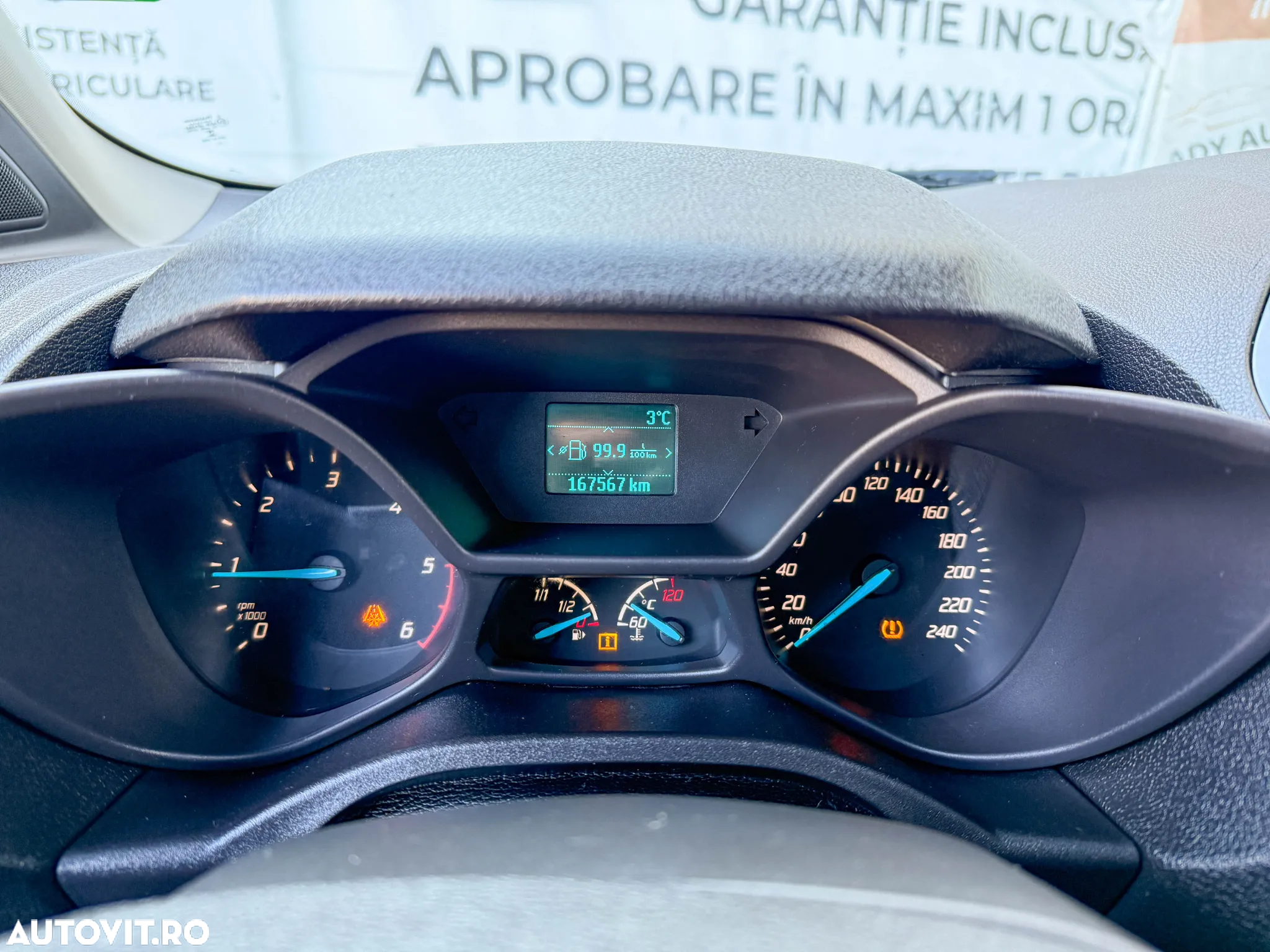 Ford Transit Connect - 24