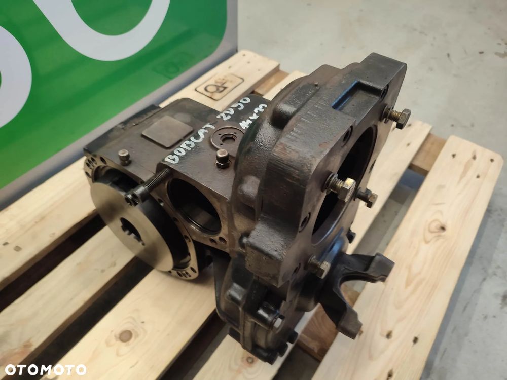 Atak mostu BOBCAT 2050 (14x32)(60321173) - 4