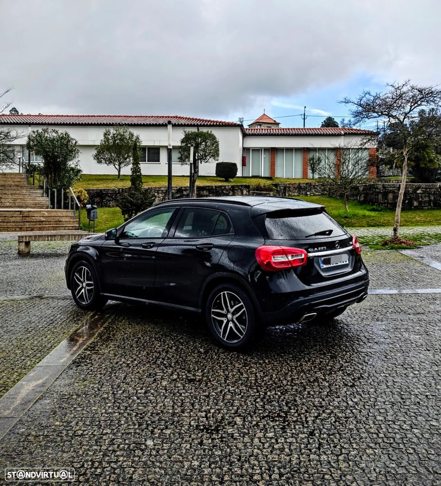 Mercedes-Benz GLA 220 d 7G-DCT AMG Line - 28