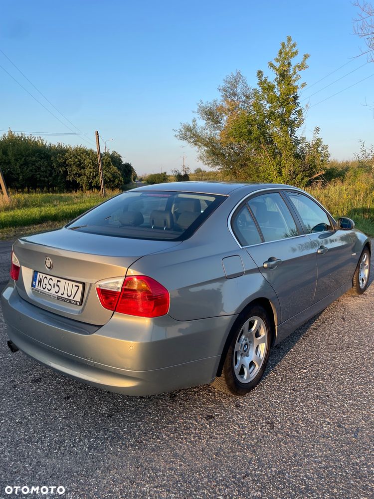 BMW Seria 3 325xi - 5