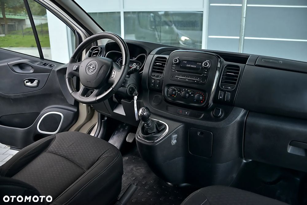 Opel Vivaro - 5
