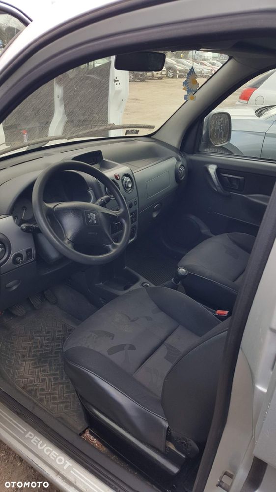 Peugeot Partner 1.6 HDI Sportium - 7