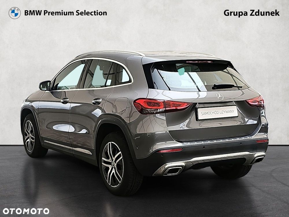 Mercedes-Benz GLA - 7