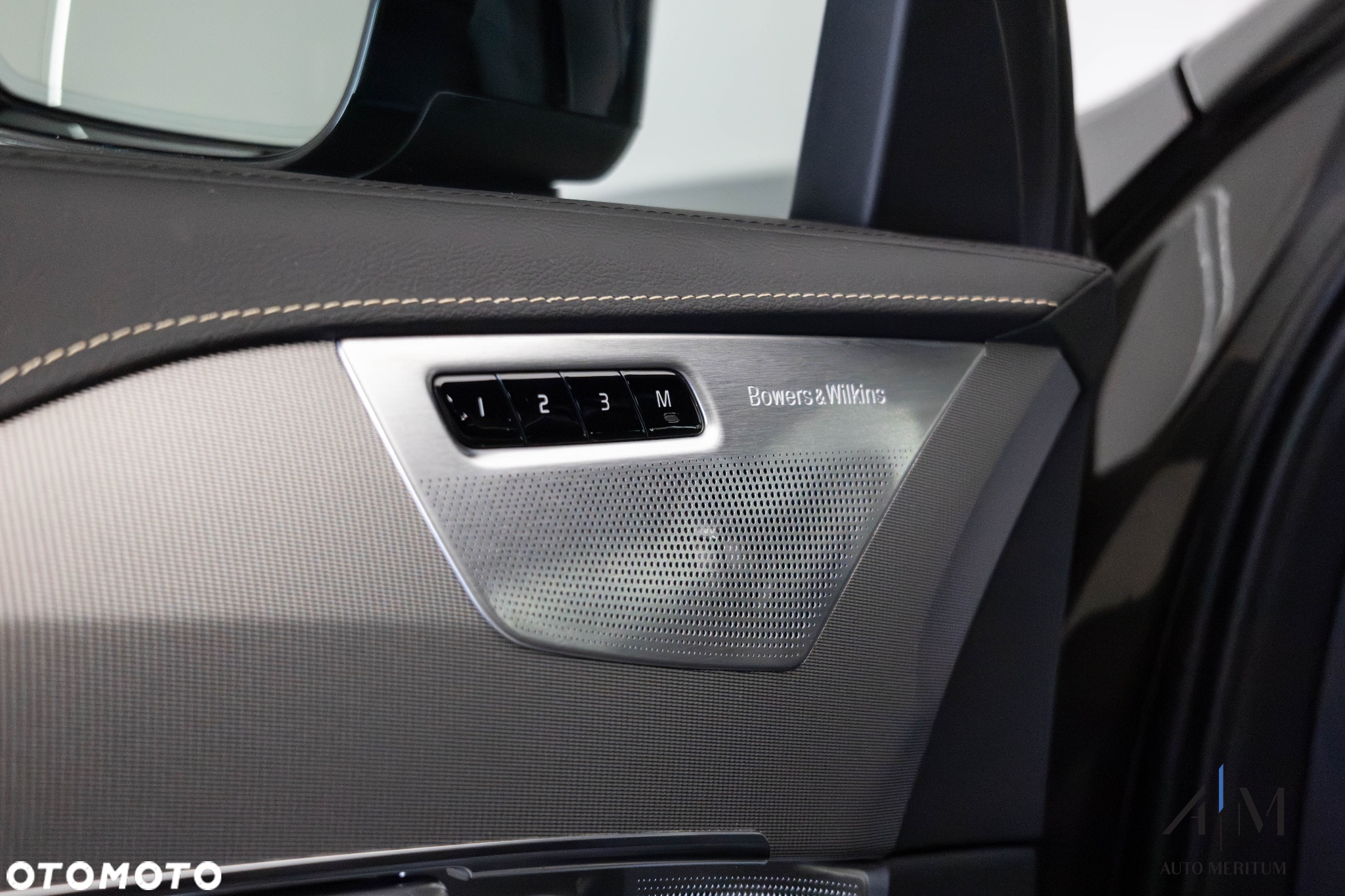 Volvo XC 90 B5 D AWD Ultimate Dark - 18