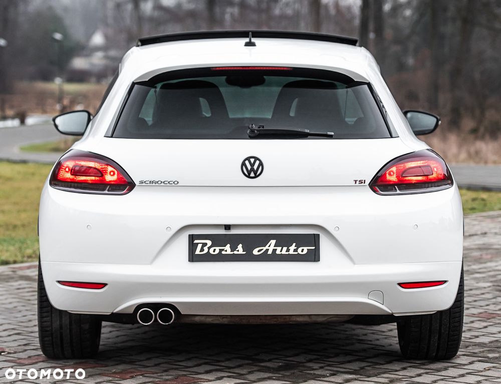 Volkswagen Scirocco 1.4 TSI R-Style DSG - 11
