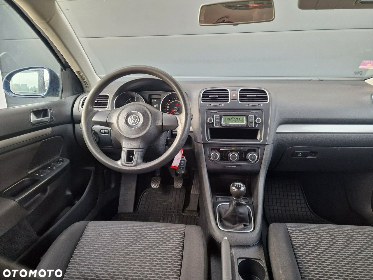 Volkswagen Golf - 5