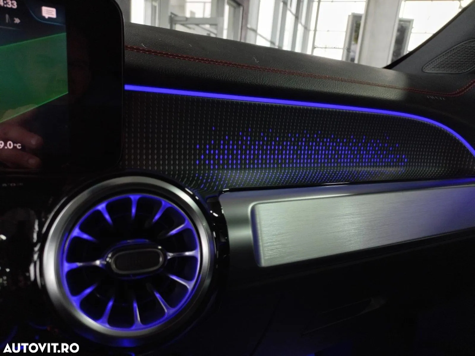Mercedes-Benz EQB 300 4Matic AMG Line - 21
