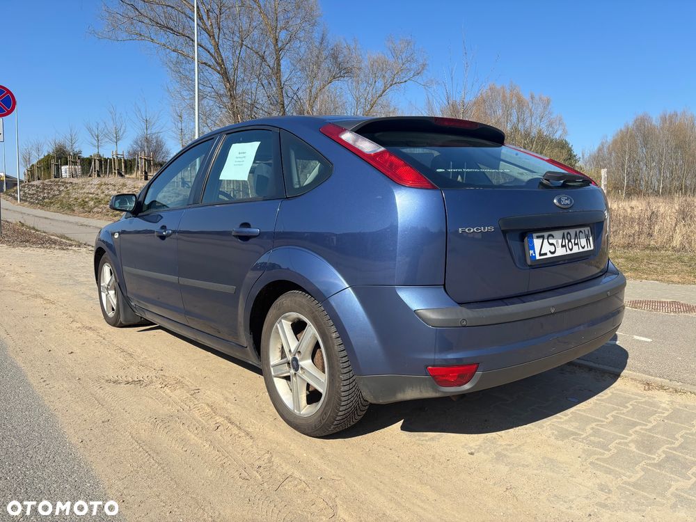 Ford Focus 1.6 Platinium X - 4
