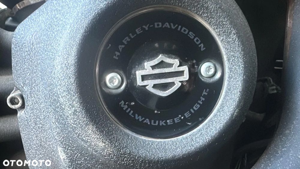 Harley-Davidson Softail Street Bob - 8