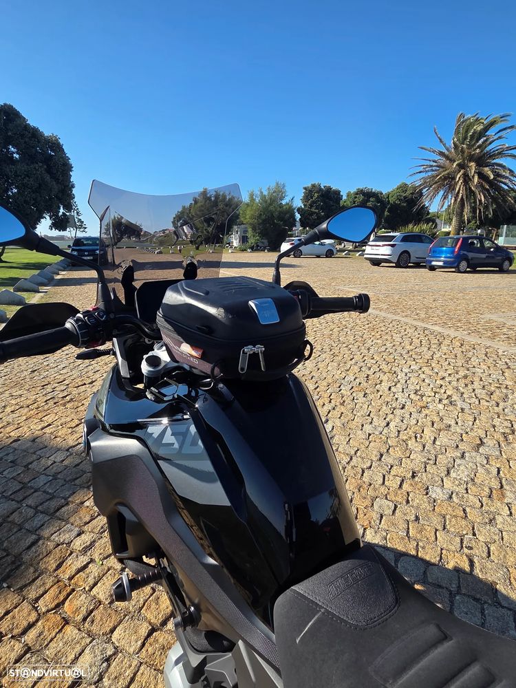 BMW F 750 GS Triple Black - 7