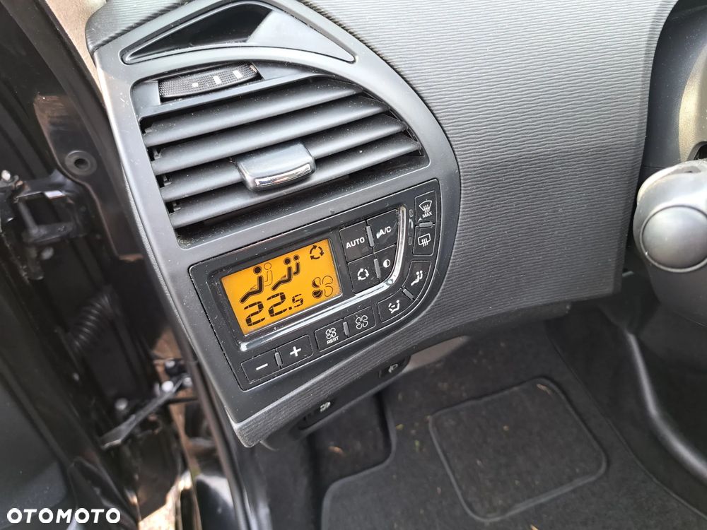 Citroën C4 Picasso - 16