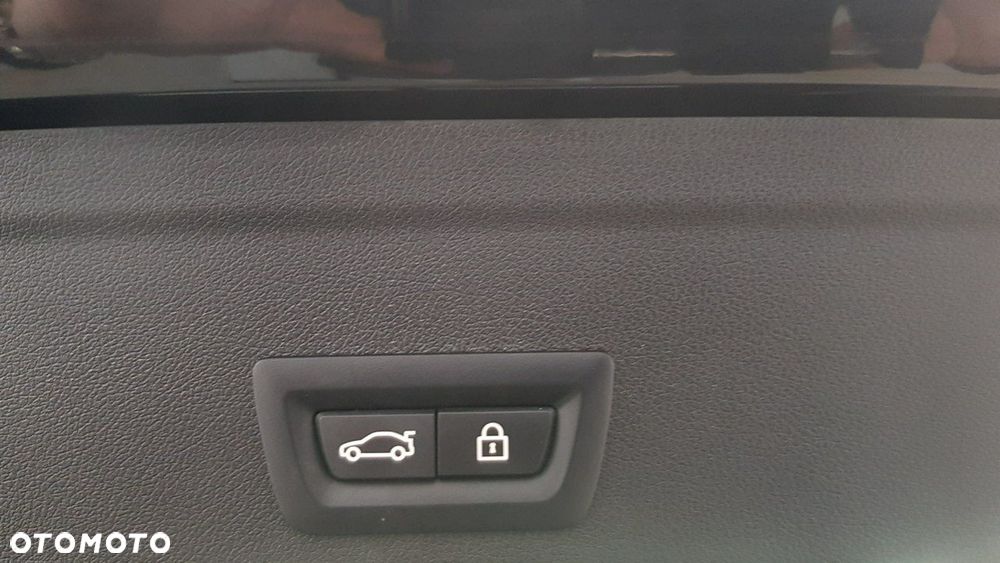 BMW X6 - 18