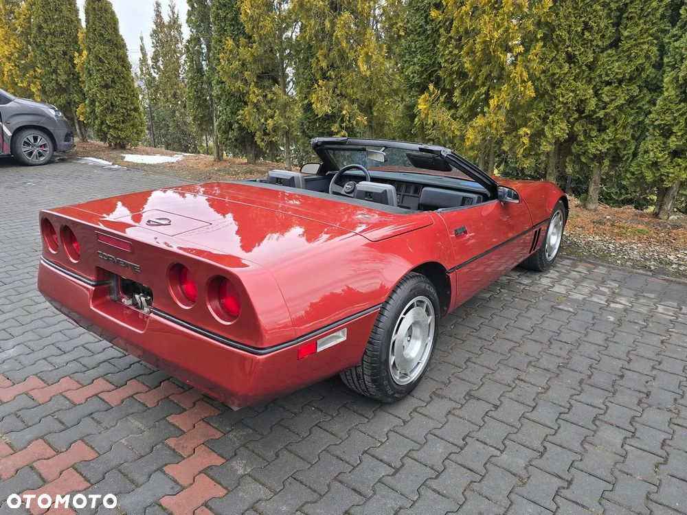 Chevrolet Corvette - 28