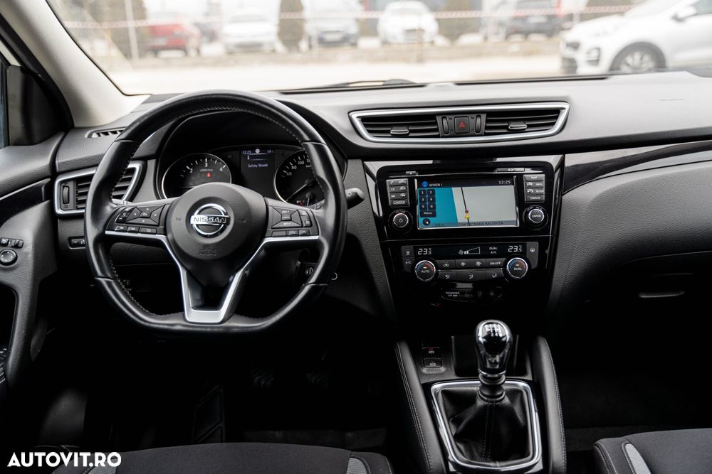 Nissan Qashqai 1.6 DCI Xtronic N-Connecta - 14