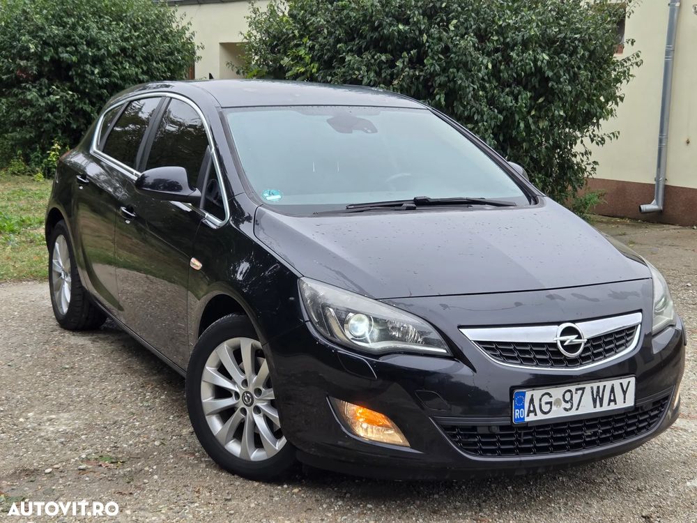 Opel Astra 1.7 CDTI Cosmo - 2