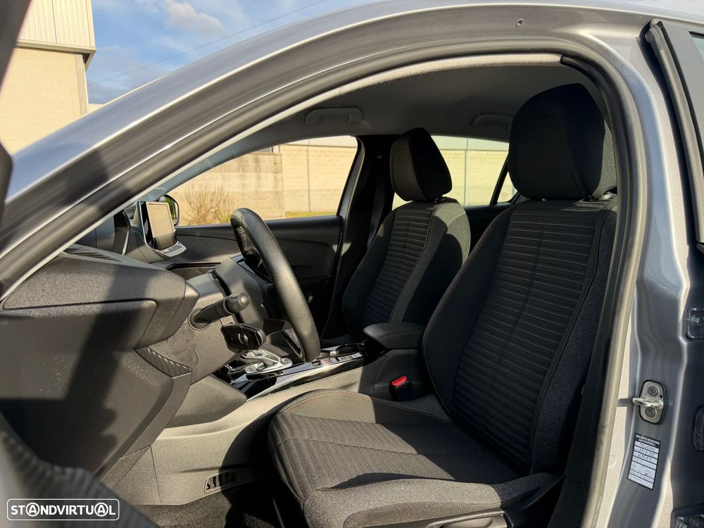 Peugeot e-208 Active Pack - 9