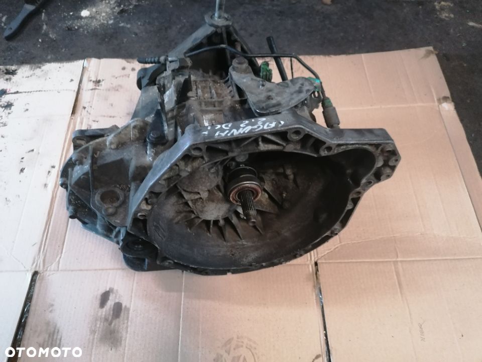 SKRZYNIA BIEGOW LAGUNA II ESPACE IV 2.2 DCI PKG9T