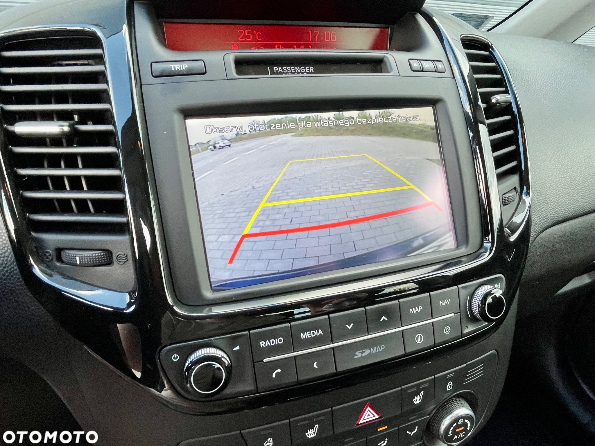 Kia Venga - 17
