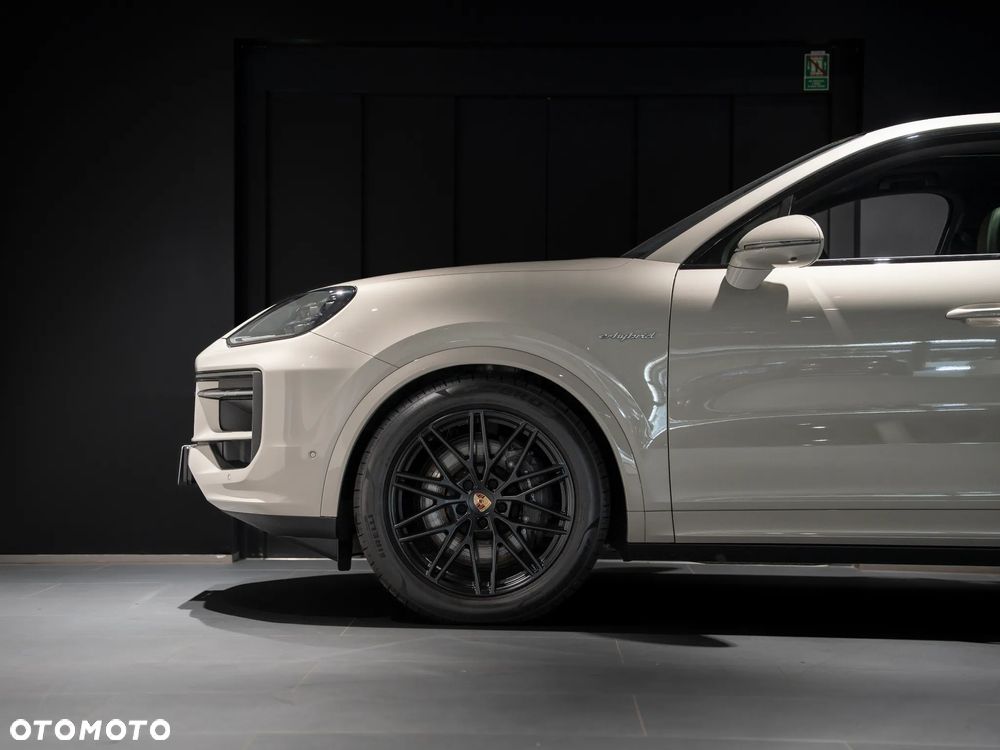 Porsche Cayenne E-Hybrid PHEV - 11