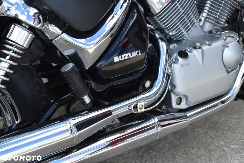Suzuki Intruder - 33