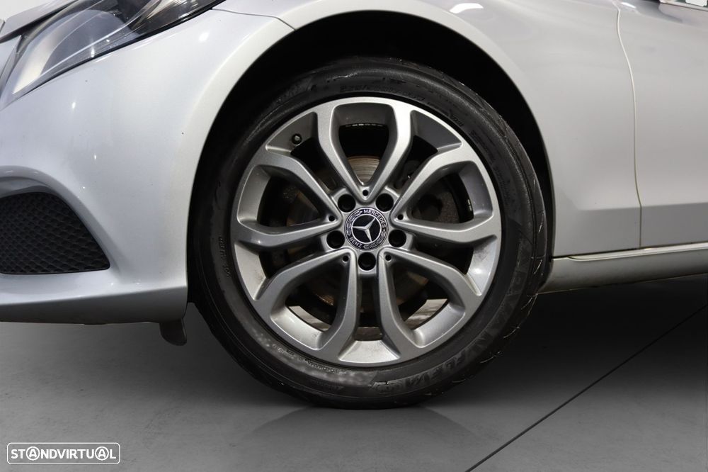 Mercedes-Benz C 180 - 17