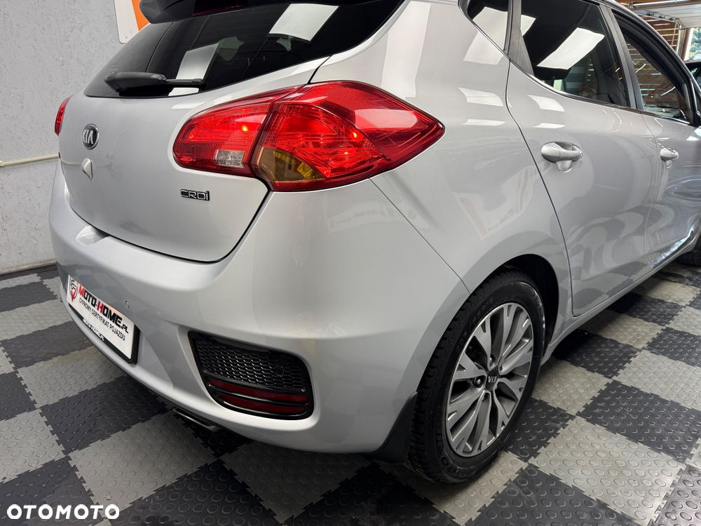 Kia Ceed - 25