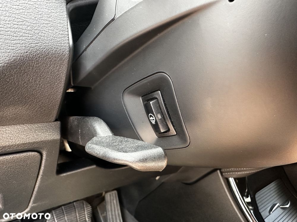 BMW X1 xDrive18d - 16