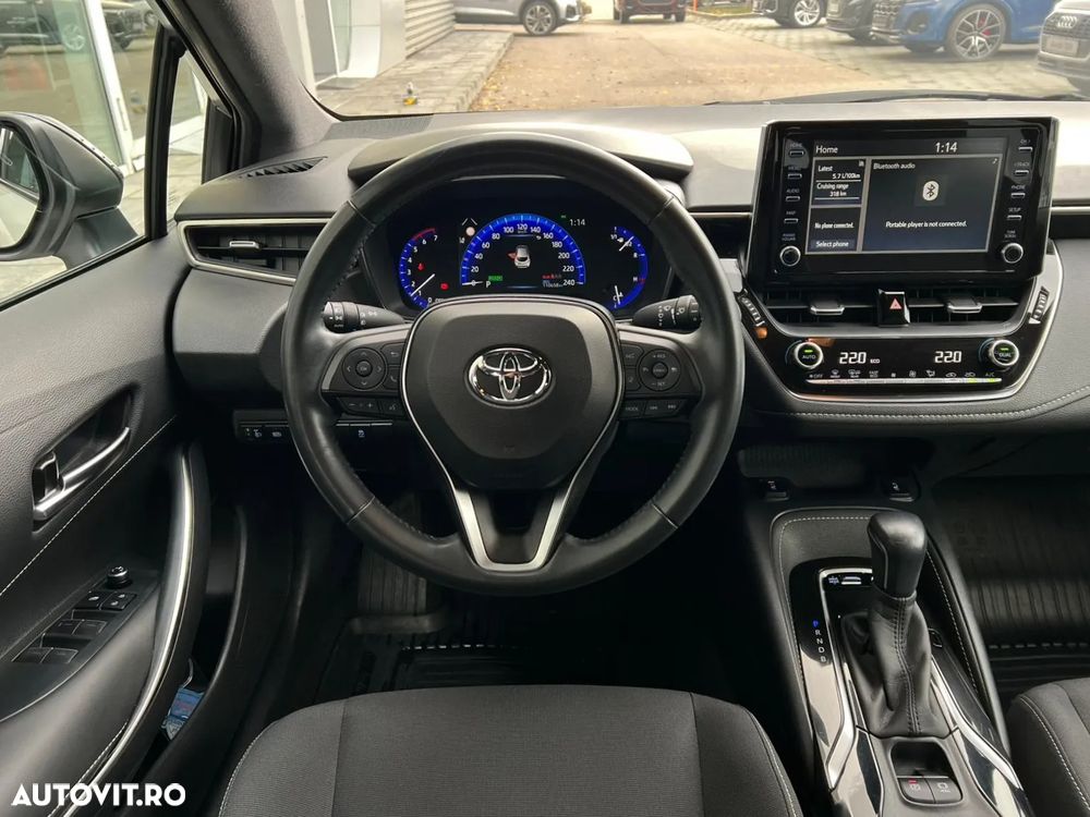 Toyota Corolla 1.8 HSD Dynamic Bi-tone - 17