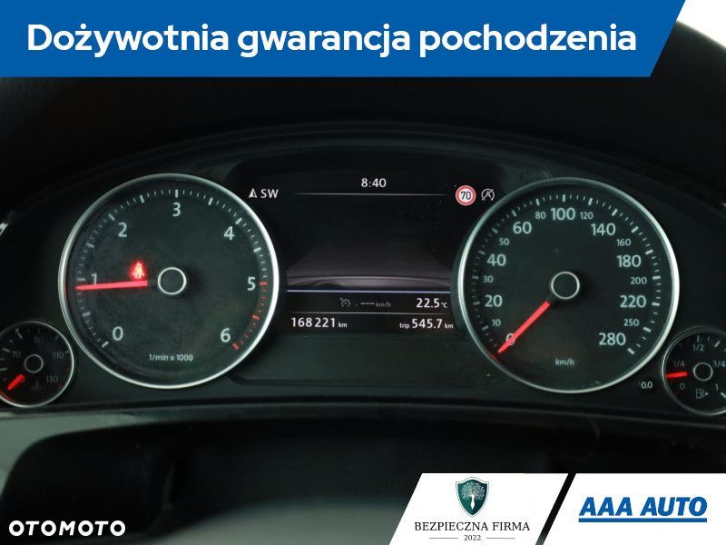 Volkswagen Touareg - 10