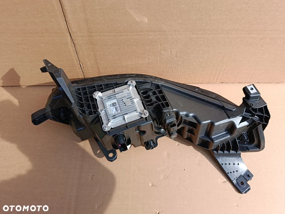 Full Led przedni lewy Renault Megane V 5 E-TECH lampa 260606256R - 9