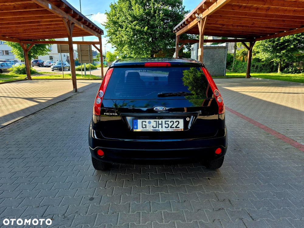 Ford Fiesta - 8