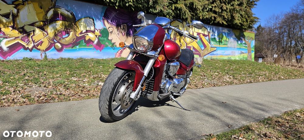 Suzuki Boulevard - 4