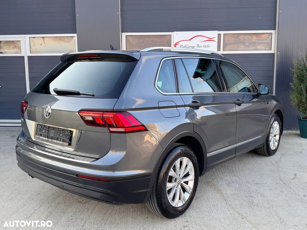 Volkswagen Tiguan - 6