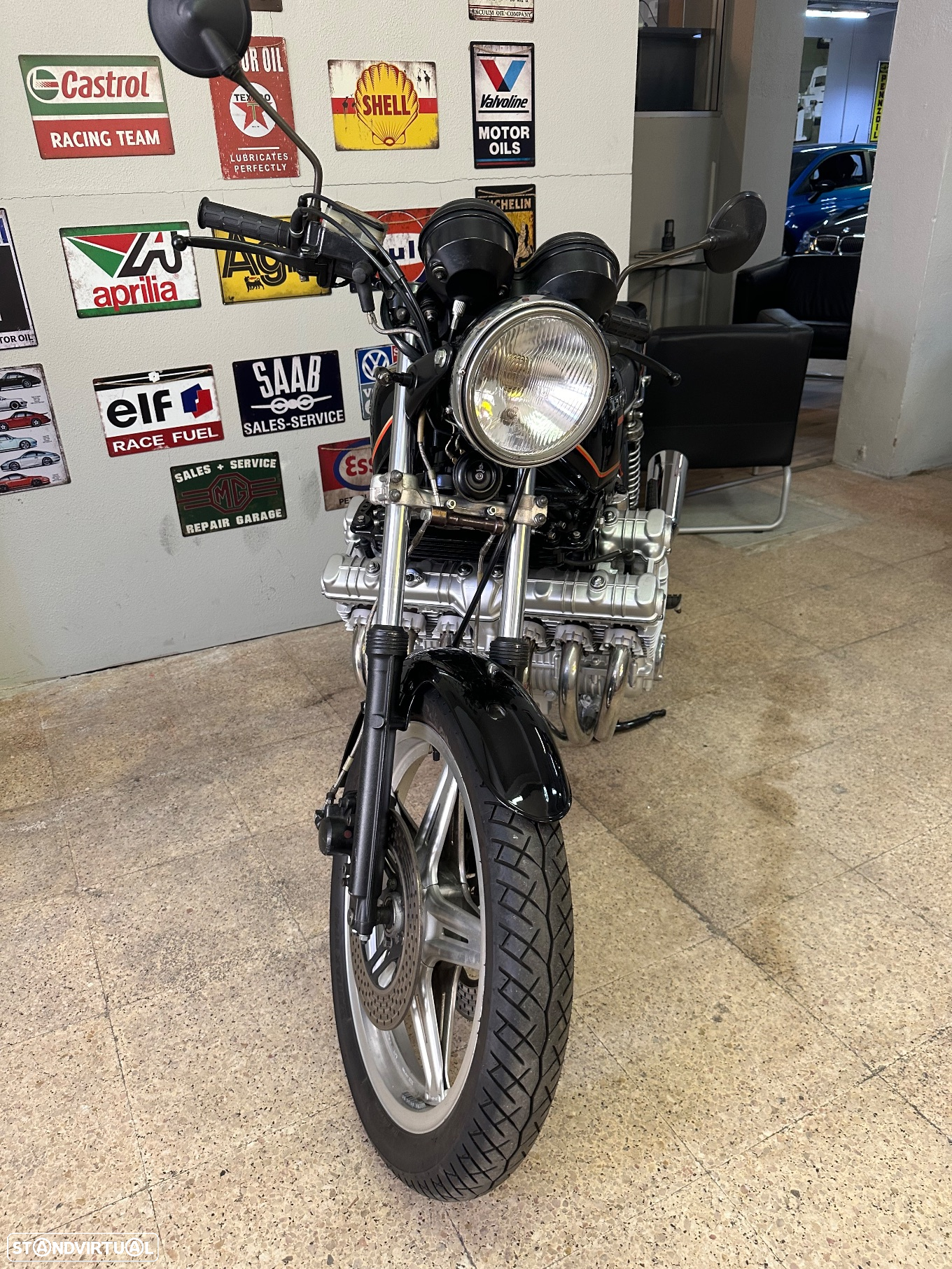 Honda CBX - 4