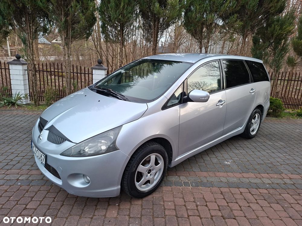 Mitsubishi Grandis - 5