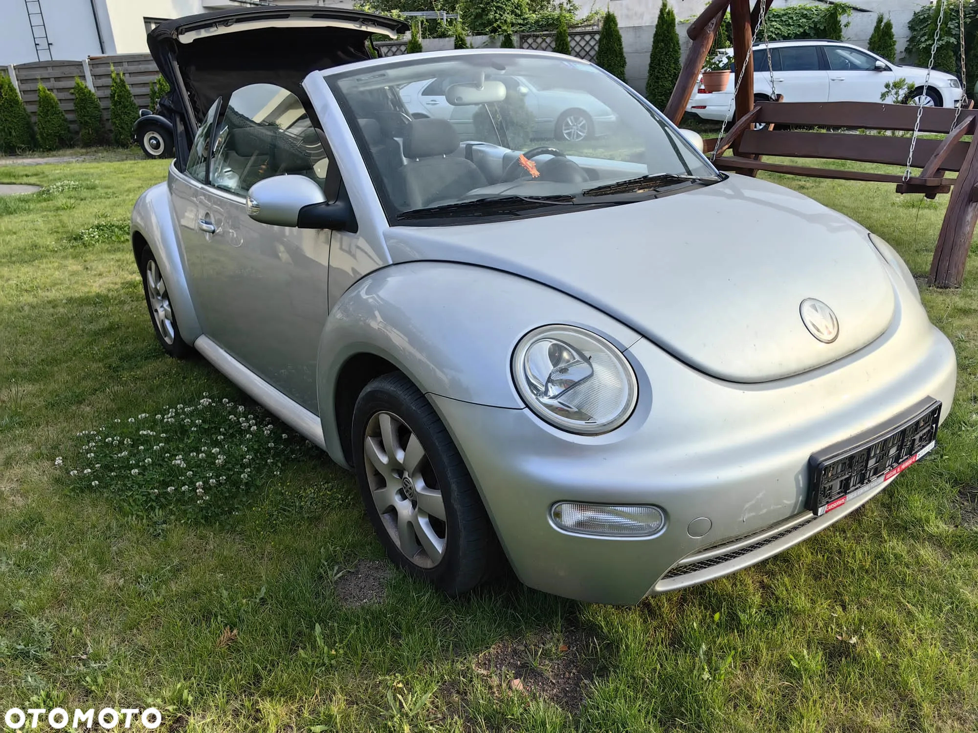 Volkswagen New Beetle - 8