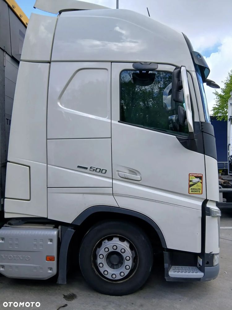 Volvo FH 4x2 500 KM LOW DECK - 3