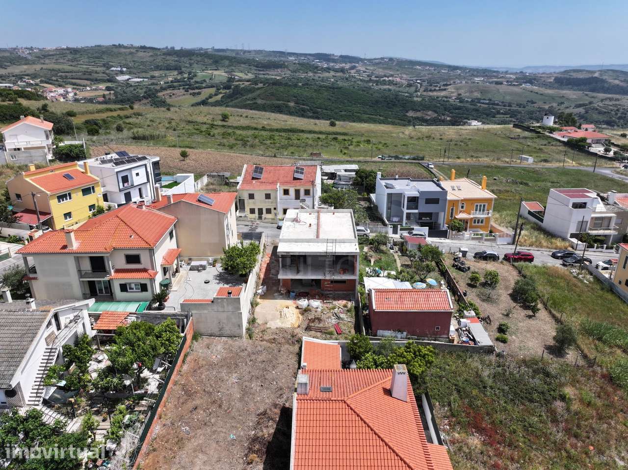 Moradia T4 c/ Suite, Jardim, Piscina & Parqueamento! - Grande imagem: 4/50