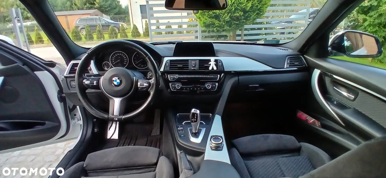 BMW Seria 3 318i - 7