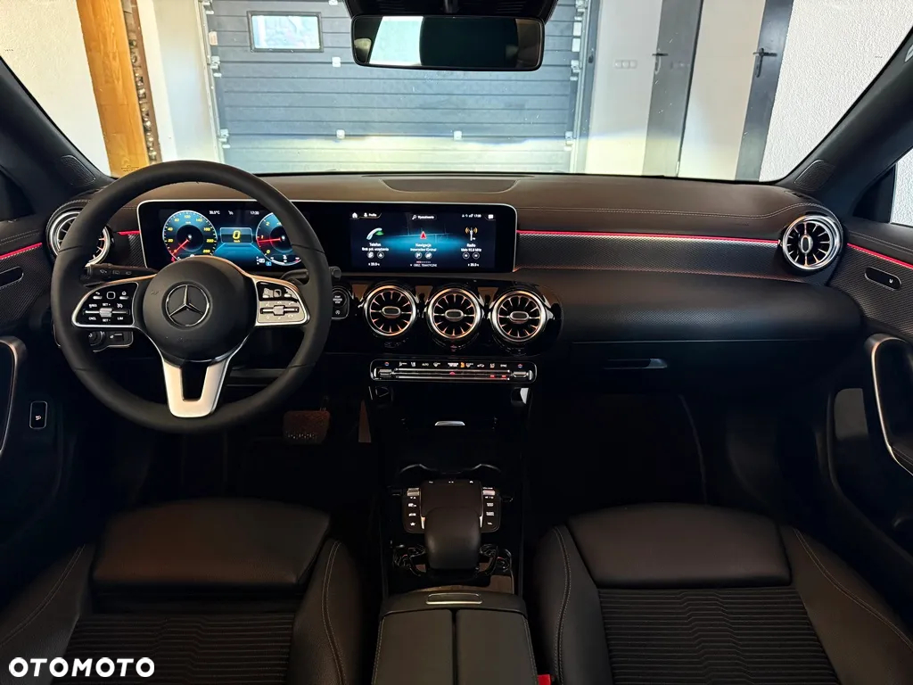 Mercedes-Benz CLA 200 d Shooting Brake 8G-DCT Progressive - 9