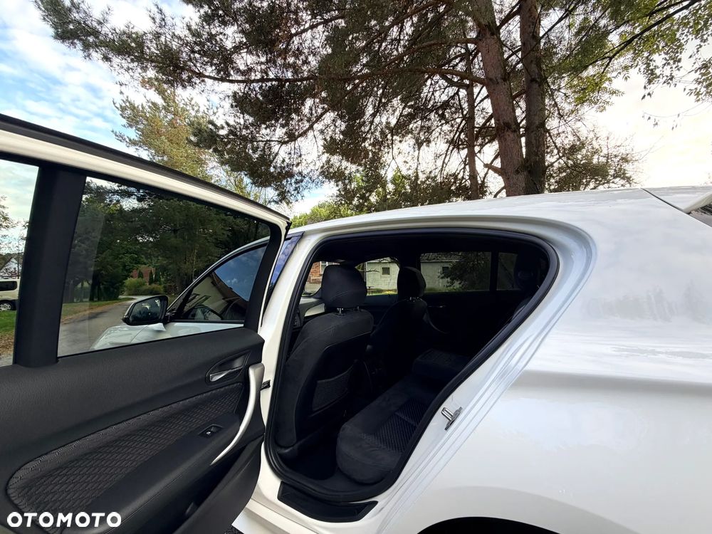 BMW Seria 1 118d xDrive Sport Line - 19