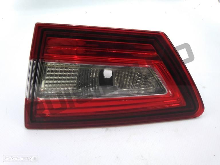 Farolim Trás Mala Direito  Renault Clio Iv [2012_2019] 1.5 Dci - 1