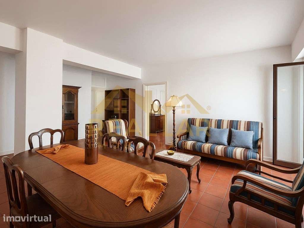 Apartamento T2 com Vista Mar e Varanda na Linha da Frente da Póvoa ... - Grande imagem: 5/21
