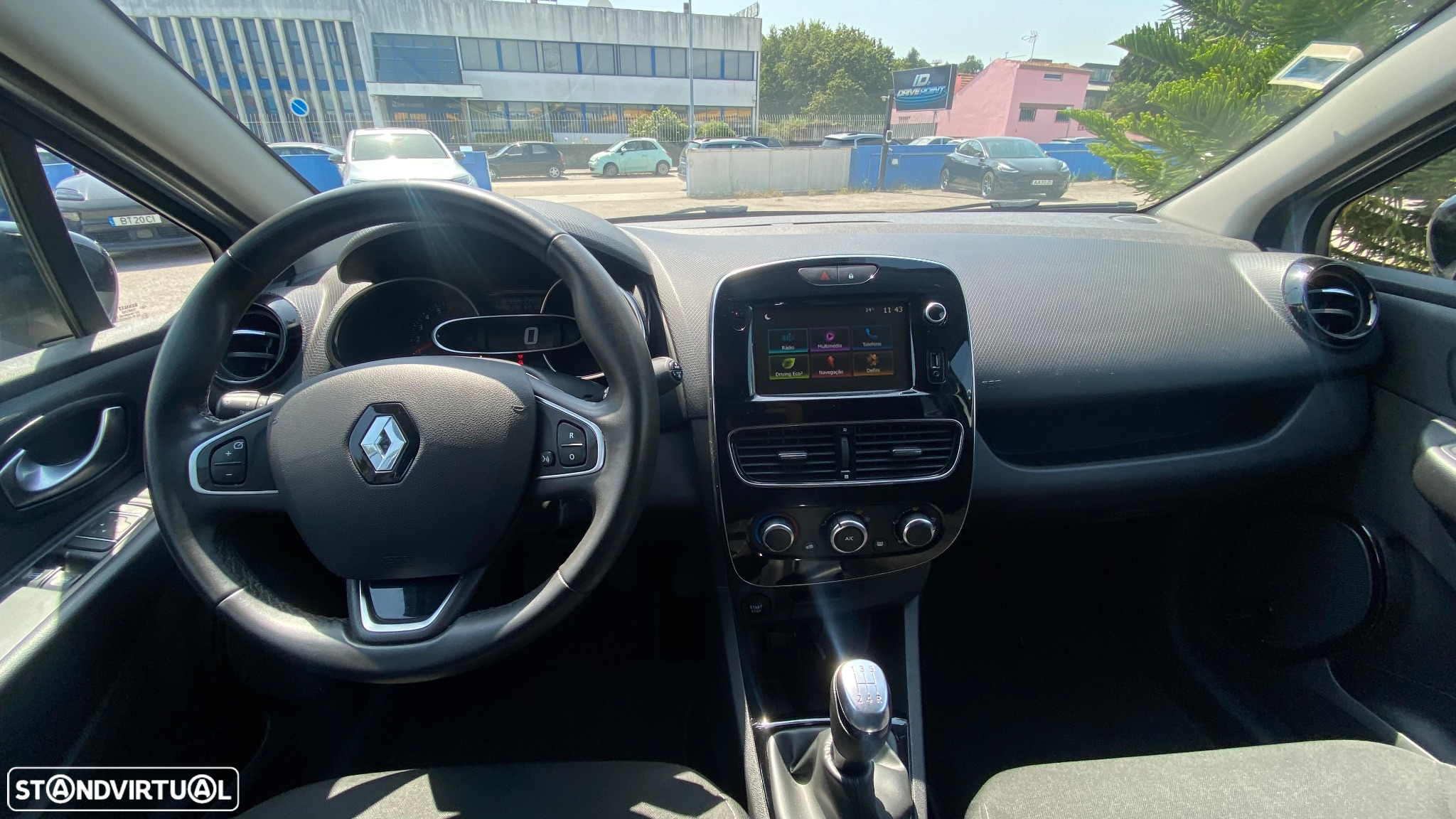 Renault Clio Sport Tourer 0.9 TCe Limited - 24
