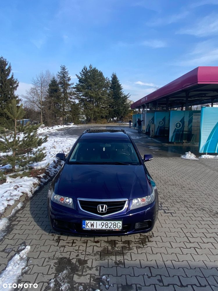 Honda Accord 2.0 Executive - 1