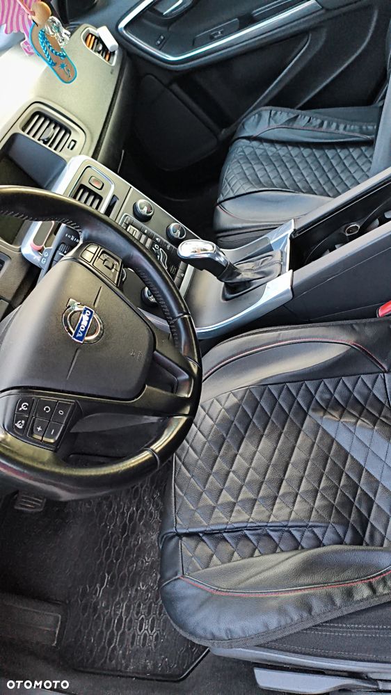 Volvo V60 ver-d2-geartronic-powershift-edition - 4