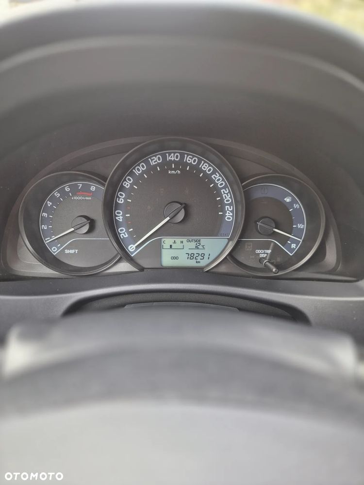 Toyota Auris 1.6 Active - 2