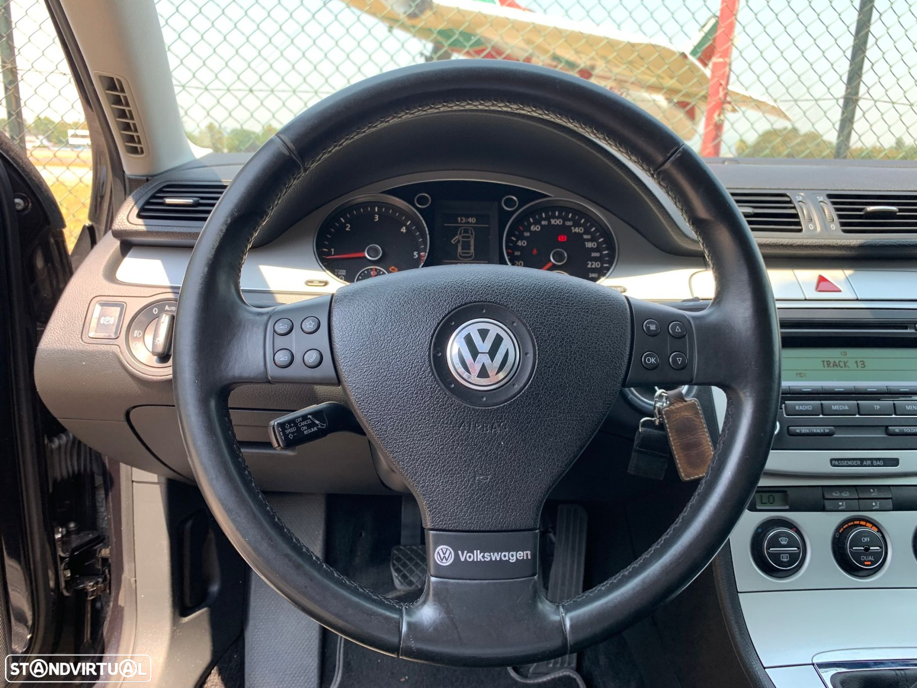VW Passat 2.0 TDI BM Confortline - 28