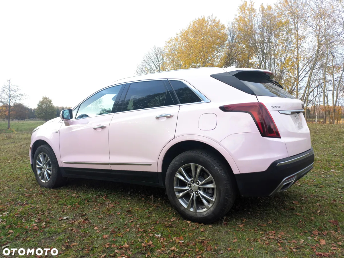 Cadillac XT5 - 11