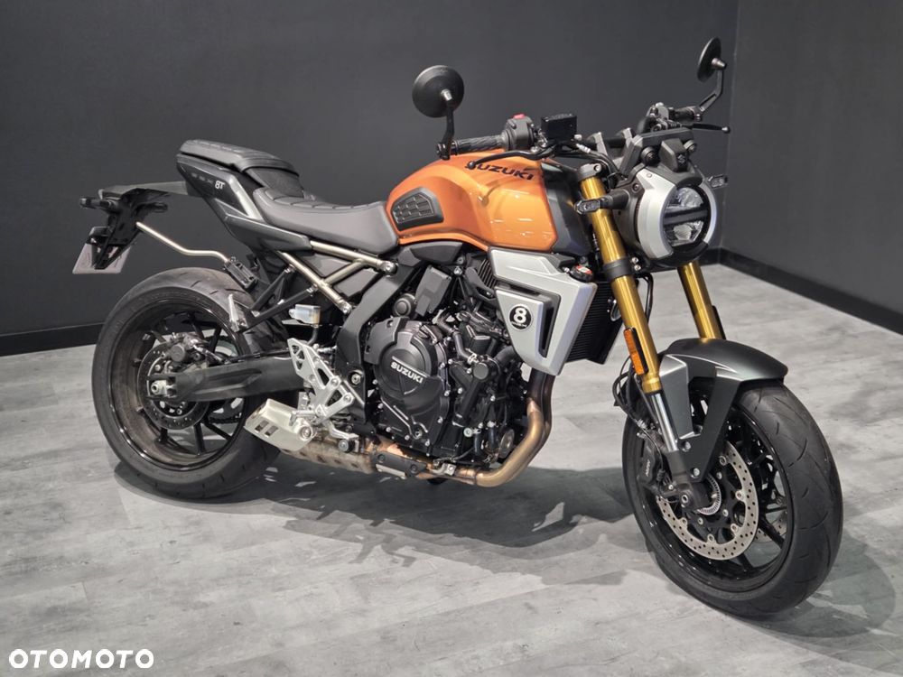 Suzuki GSX - 8